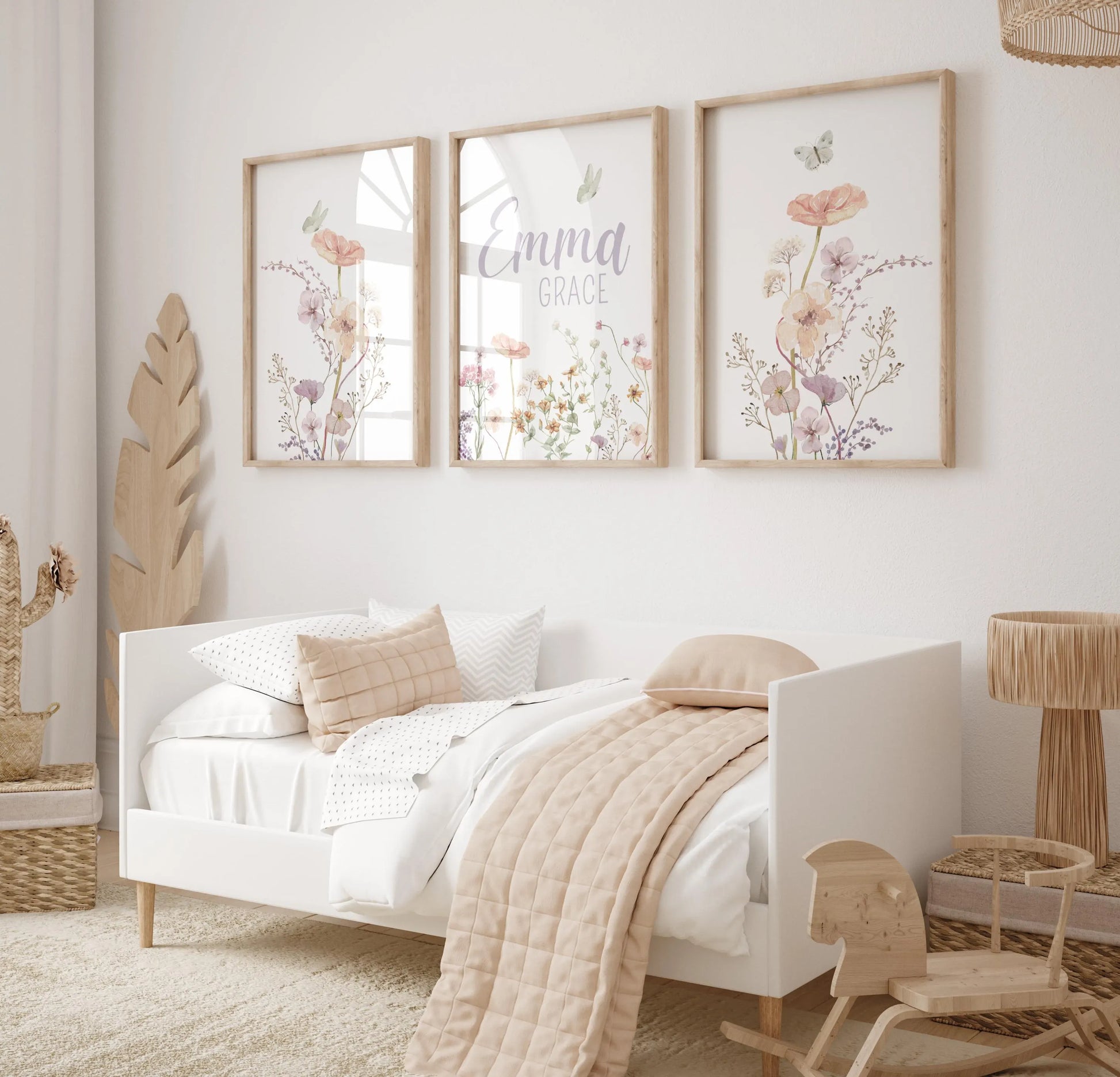 This Boho Style Wildflowers Nursery wall art is personalized with the child's name and initial The colors of the font can be customised to suit your decor needs.

Shop now and create beautiful nursery wall art with your child’s name today!

SuArtPrint Studio offers high-resolution printables, available for digital download.